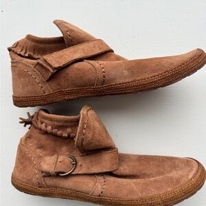 Women’s UGG Amely moccasins